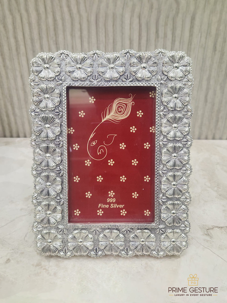 Decorative Silver Plated Photo Frame