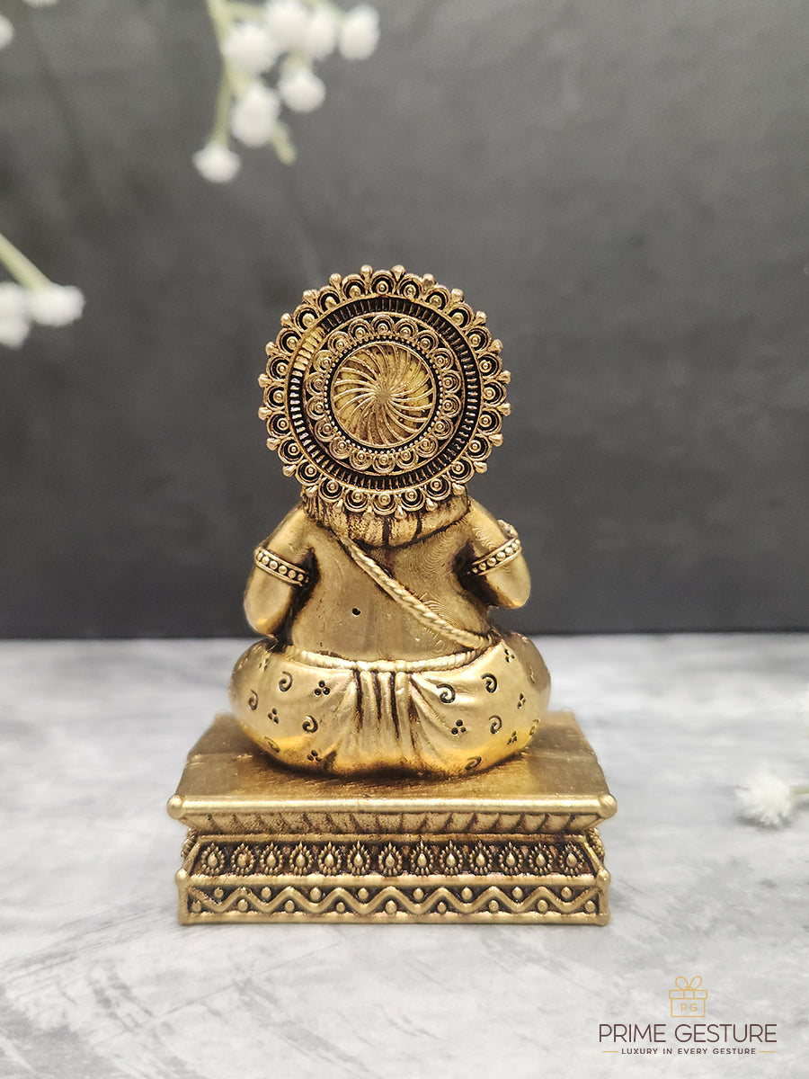 Brass Kuber Idol