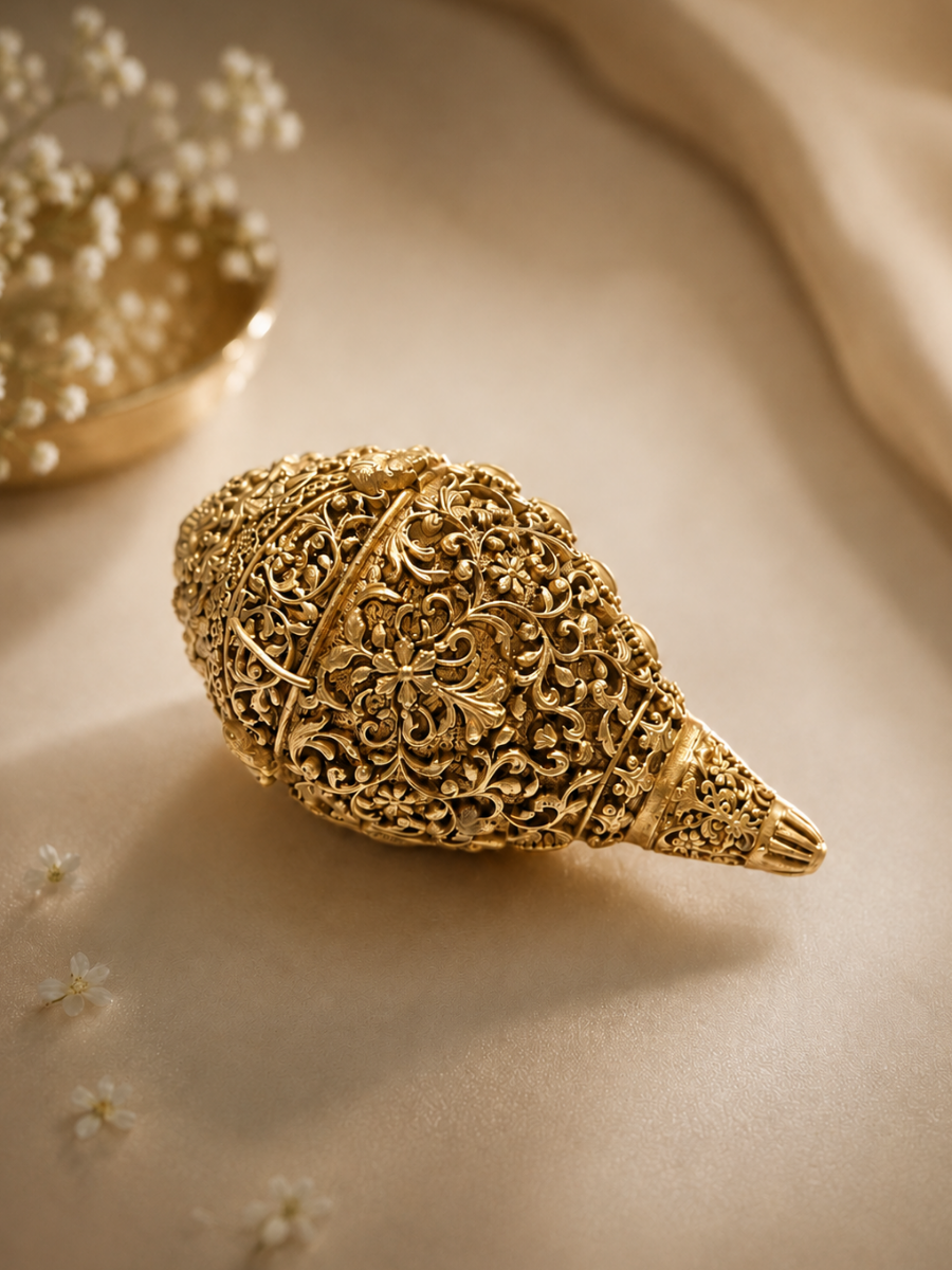 Ganesha Decorative Shankh Antique Gold Finish for Pooja and Gifting